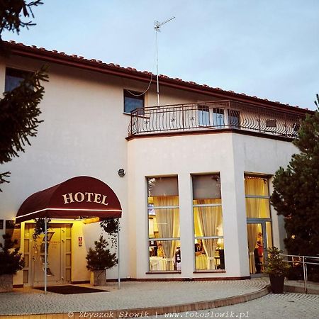 Orion Hotel Parczew Екстер'єр фото