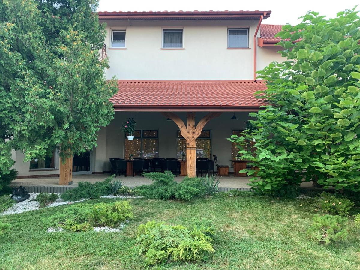 Orion Hotel Parczew Екстер'єр фото