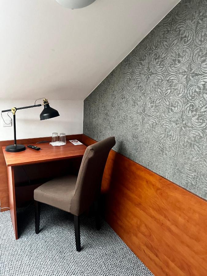 Orion Hotel Parczew Екстер'єр фото