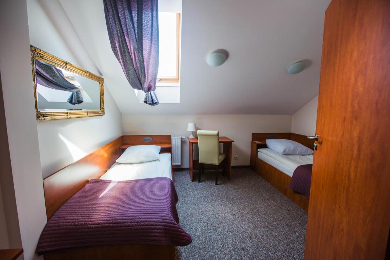Orion Hotel Parczew Екстер'єр фото
