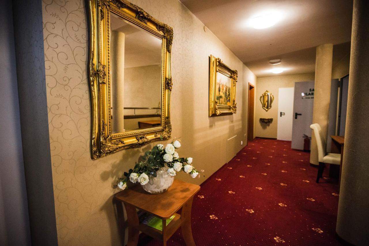 Orion Hotel Parczew Екстер'єр фото